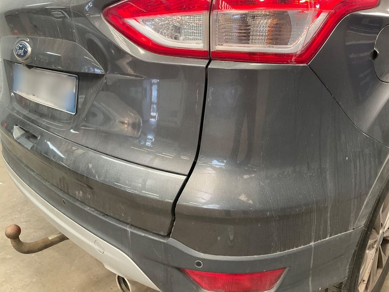 Ford Kuga 2.0 TDCi Titanium 2015 – снимка 30