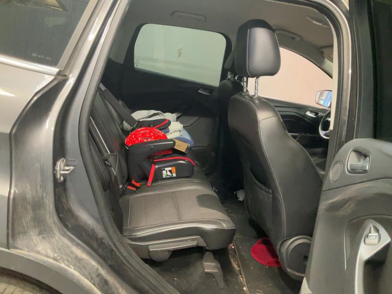 Ford Kuga 2.0 TDCi Titanium 2015 – снимка 19
