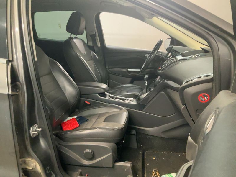 Ford Kuga 2.0 TDCi Titanium 2015 – снимка 16