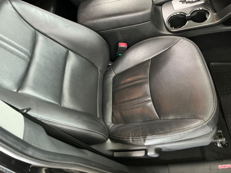 Kia Sorento 2.2 CRDi Spirit 4WD 2011 – снимка 36