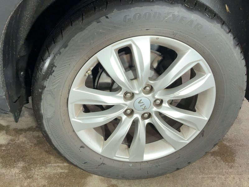 Kia Sorento 2.2 CRDi Spirit 4WD 2011 – снимка 5