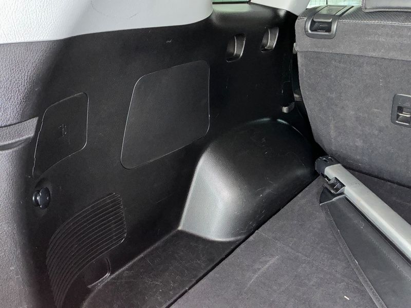 Kia Sorento 2.2 CRDi Spirit 4WD 2011 – снимка 34