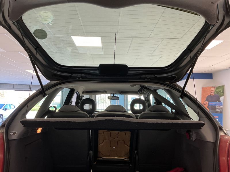 Citroen Xsara Picasso 1.6 HDi 2009 – снимка на щета