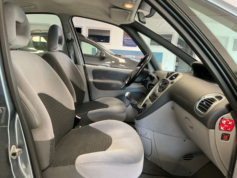 Citroen Xsara Picasso 1.6 HDi 2009 – снимка 3