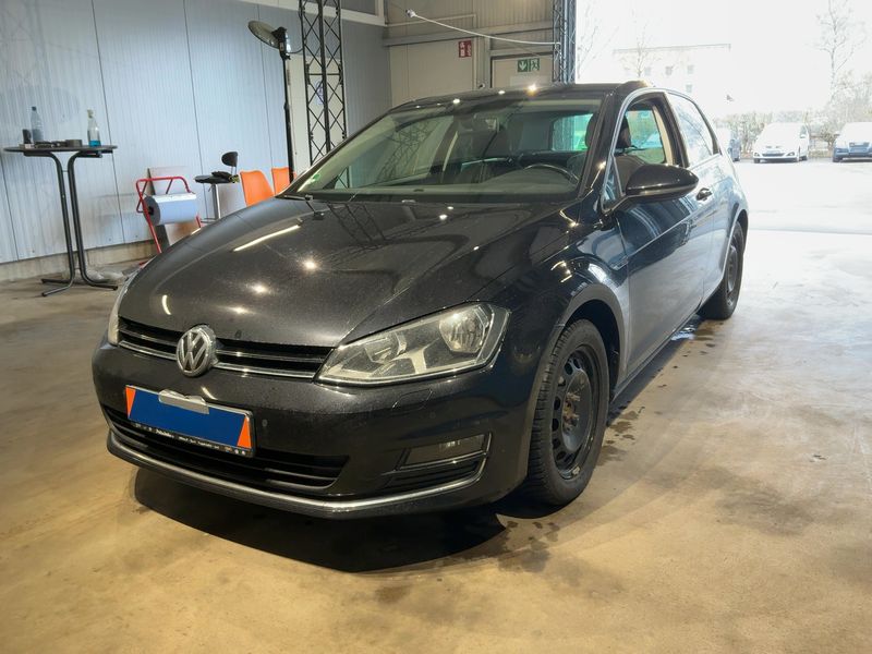 Volkswagen Golf VII 1.6 TDI Lounge BlueMotion Tech 2015 – снимка 1