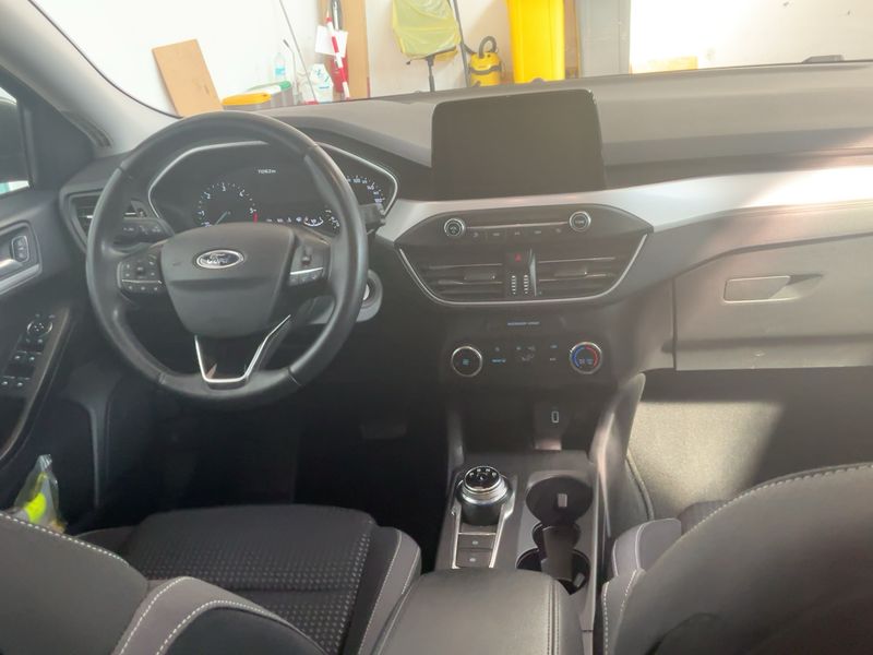Ford Focus 1.5 TDCi EcoBlue Business 2020 – снимка 17