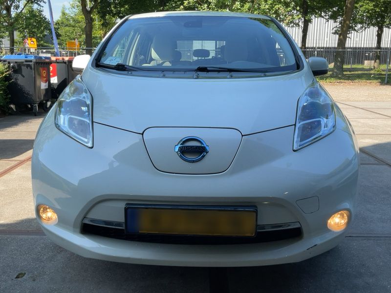 Nissan Leaf electric drive 80 kW Basis 2013 – снимка 14
