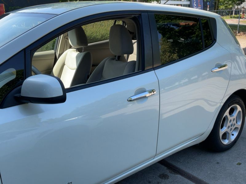 Nissan Leaf electric drive 80 kW Basis 2013 – снимка 4