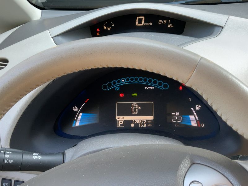 Nissan Leaf electric drive 80 kW Basis 2013 – снимка 18