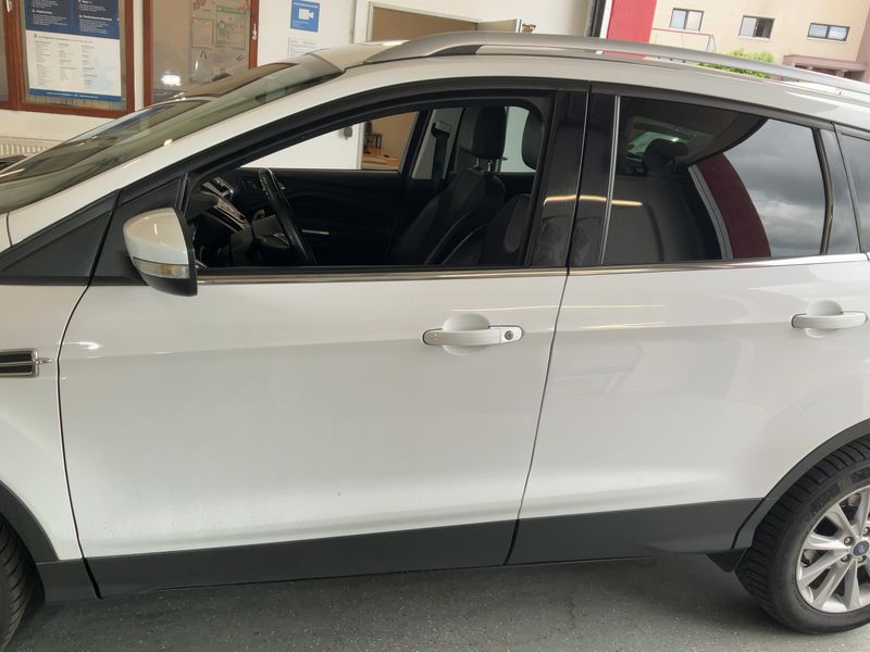 Ford Kuga 1.5 EcoBoost Titanium 2015 – снимка 4