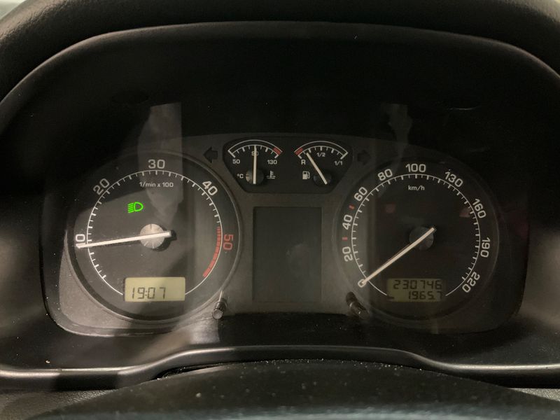 Skoda Octavia 1.9 TDI Elegance 2001 – снимка 4