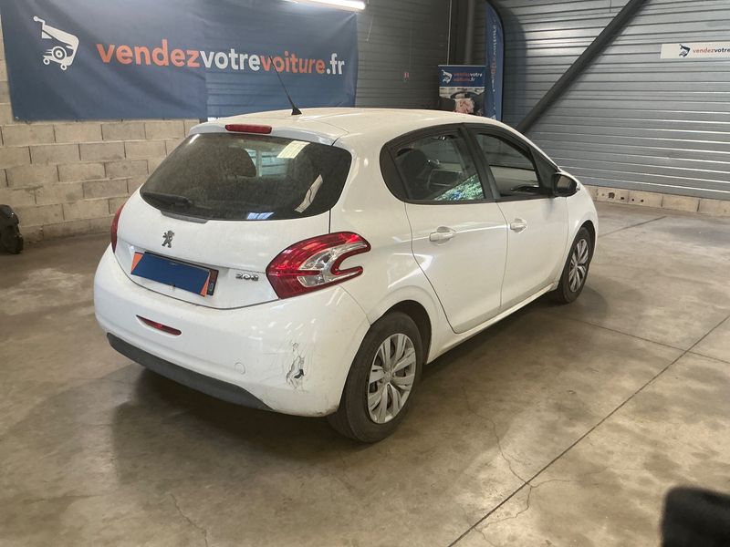 Peugeot 208 1.0 VTi Active 2013 – снимка 2