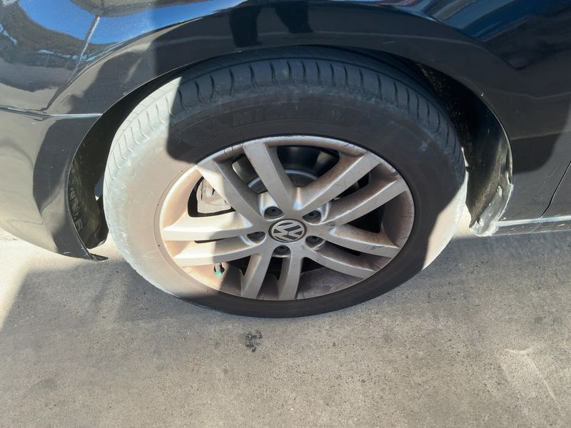 Volkswagen Golf VI 1.6 TDI Sport 2011 – снимка 17
