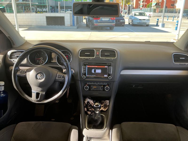 Volkswagen Golf VI 1.6 TDI Sport 2011 – снимка 12