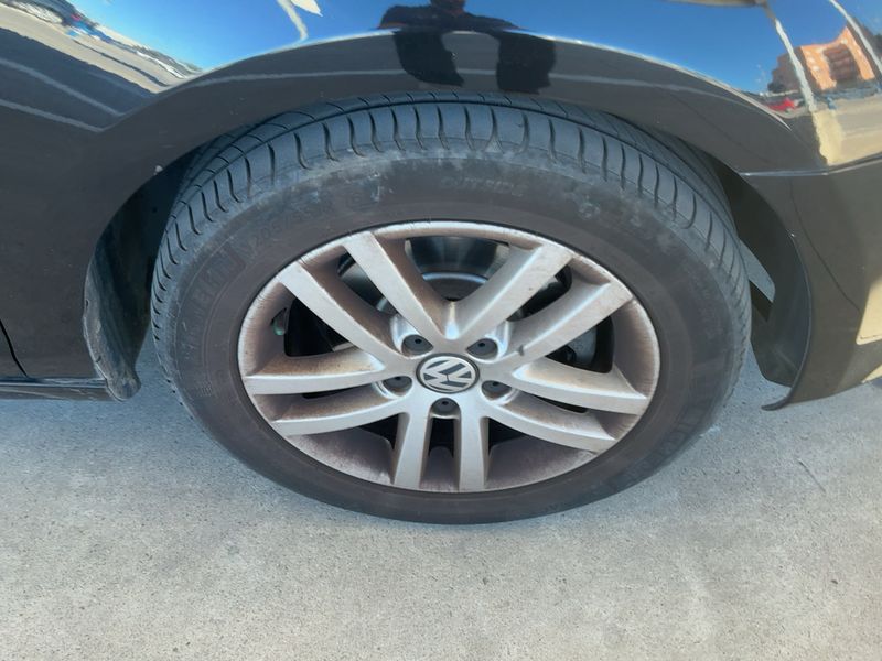 Volkswagen Golf VI 1.6 TDI Sport 2011 – снимка 20