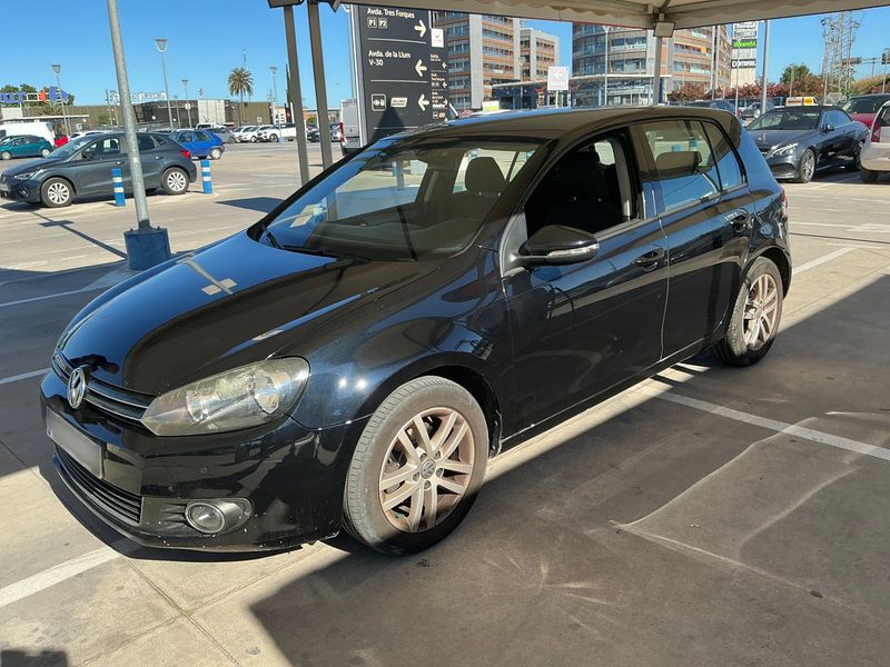 Volkswagen Golf VI 1.6 TDI Sport 2011 – снимка 2