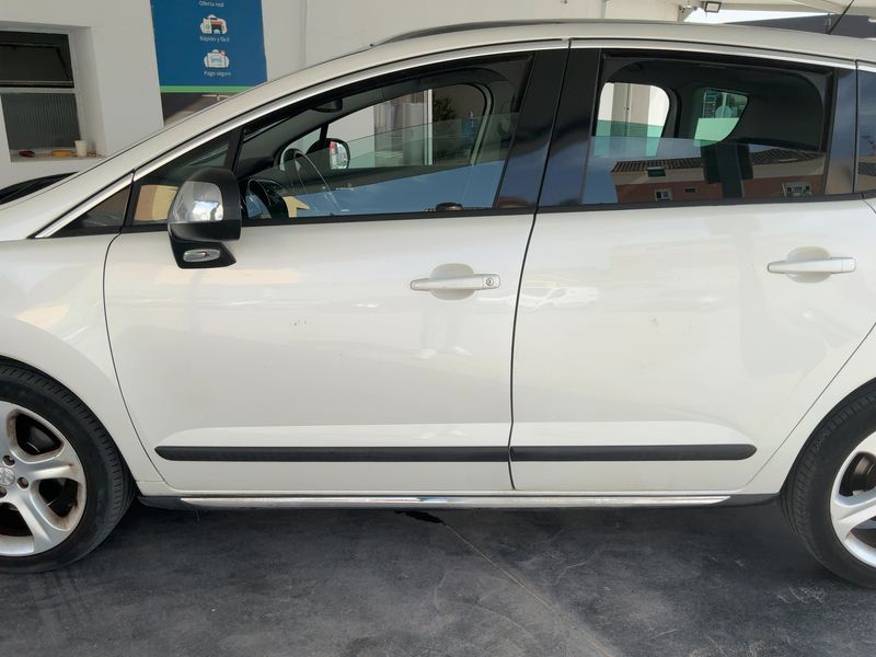 Peugeot 3008 2.0 HDi Féline 2014 – снимка 4