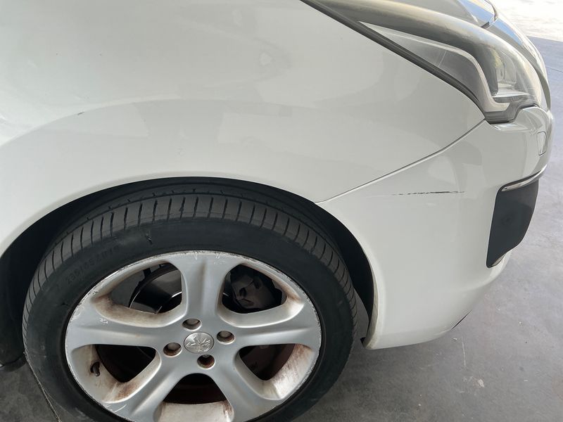 Peugeot 3008 2.0 HDi Féline 2014 – снимка 22