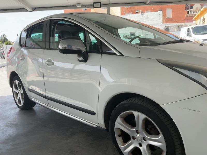 Peugeot 3008 2.0 HDi Féline 2014 – снимка 12