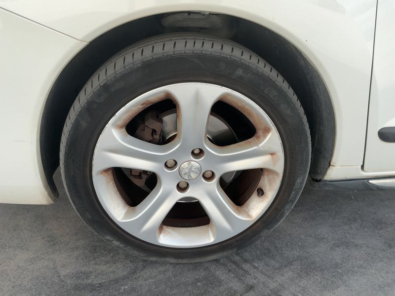 Peugeot 3008 2.0 HDi Féline 2014 – снимка 3