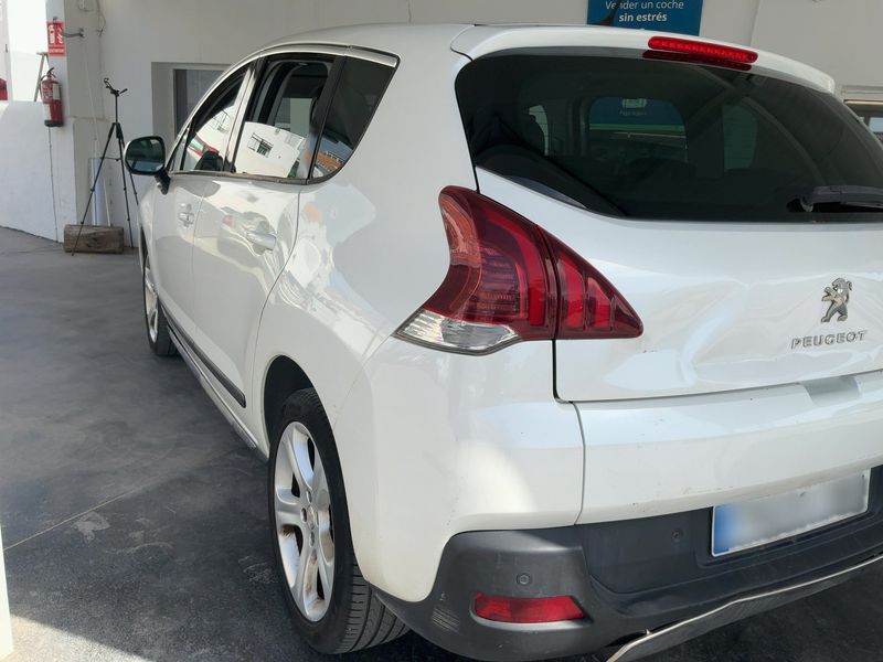 Peugeot 3008 2.0 HDi Féline 2014 – снимка 6