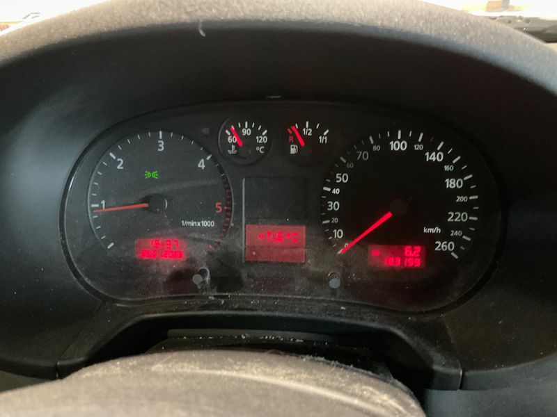 Audi A3 1.9 TDI Ambition 2002 – снимка 4