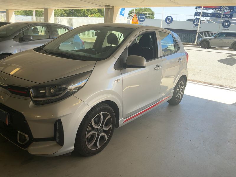 Kia Picanto 1.2 GT Line 2023 – снимка 2