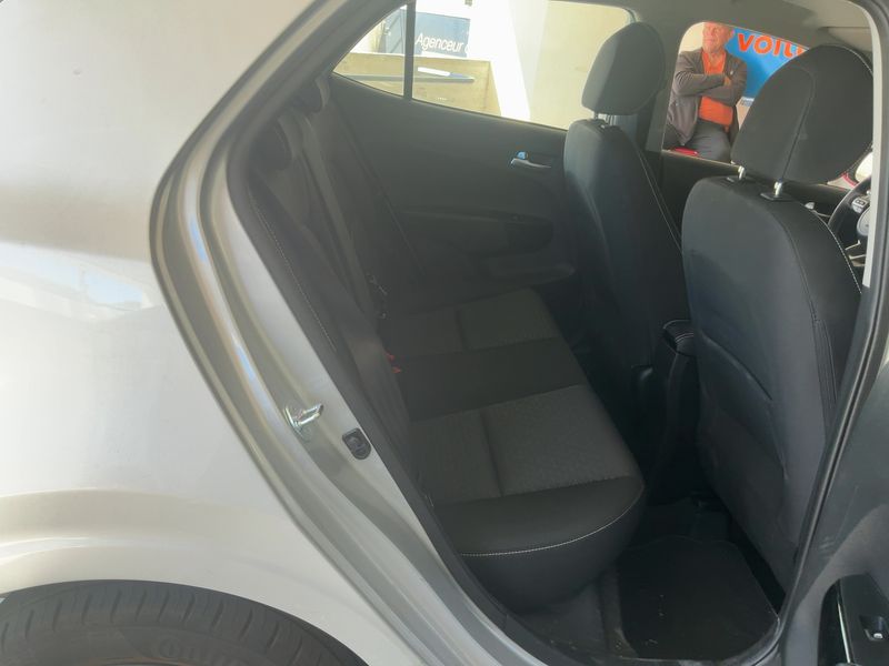 Kia Picanto 1.2 GT Line 2023 – снимка 19