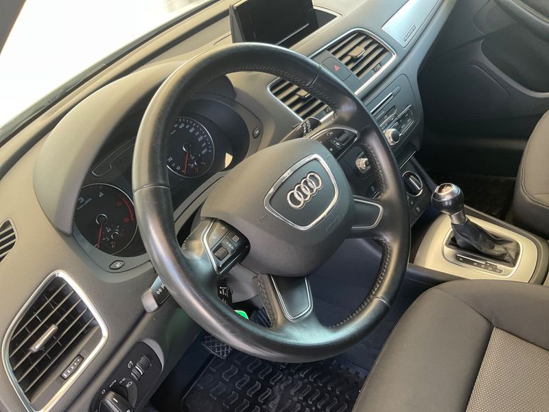 Audi Q3 2.0 TDI quattro Business 2018 – снимка 22