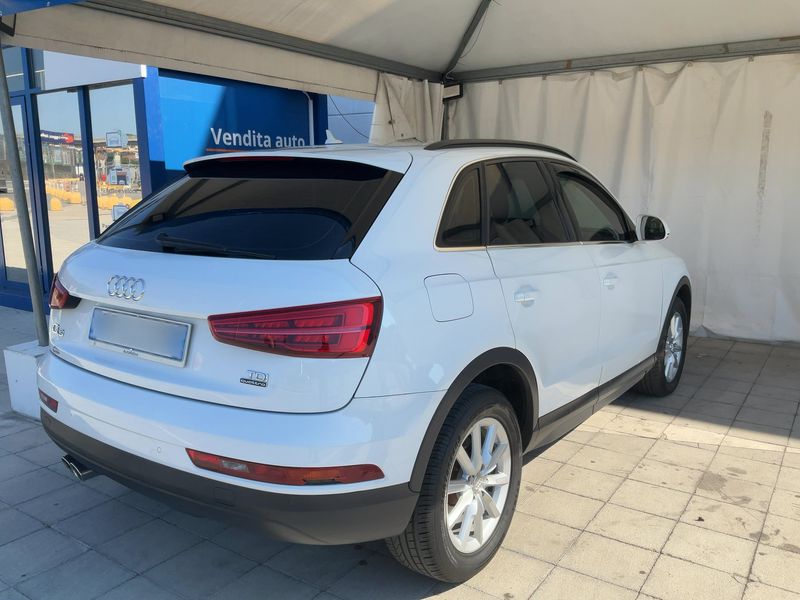 Audi Q3 2.0 TDI quattro Business 2018 – снимка 8
