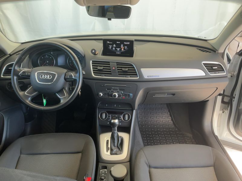 Audi Q3 2.0 TDI quattro Business 2018 – снимка 17