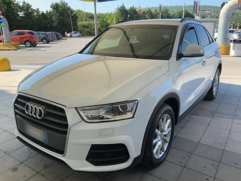 Audi Q3 2.0 TDI quattro Business 2018 – снимка 1