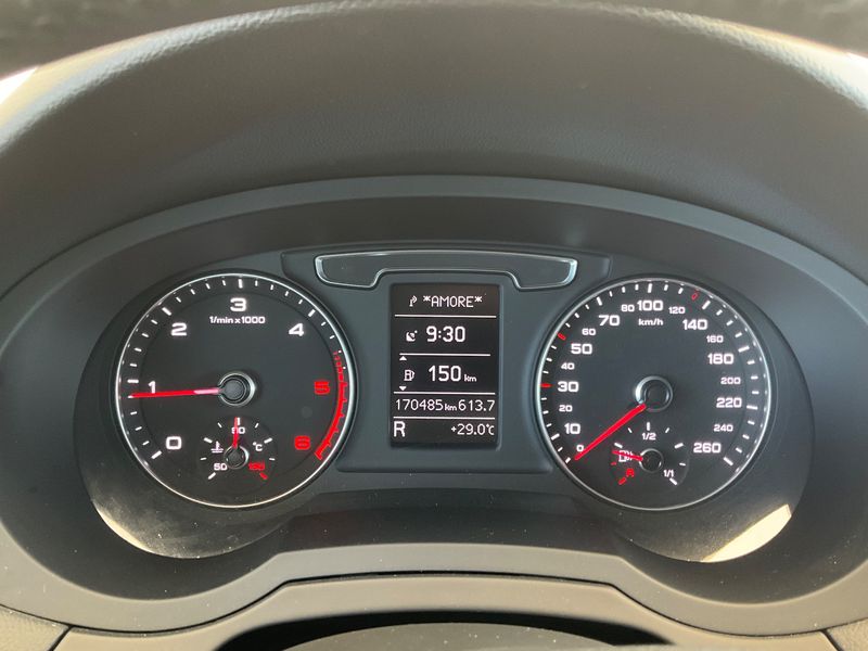 Audi Q3 2.0 TDI quattro Business 2018 – снимка 18