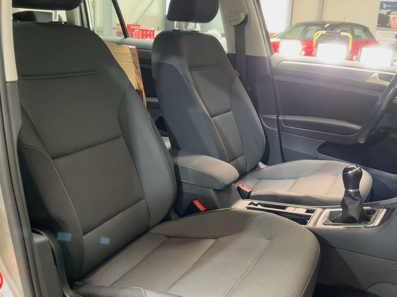 Volkswagen Golf VII 1.6 TDI Comfortline BlueMotion Tech 2019 – снимка 17