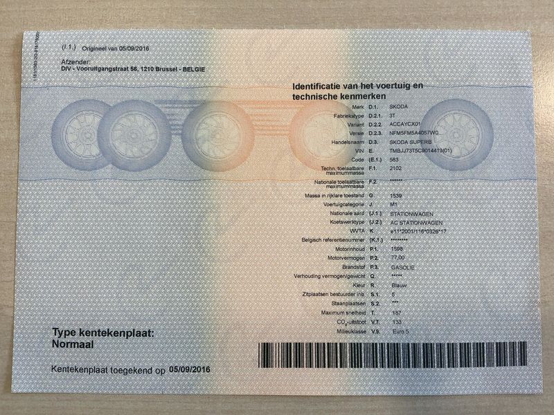 Skoda Superb 1.6 TDI Ambition 2011 – снимка 21