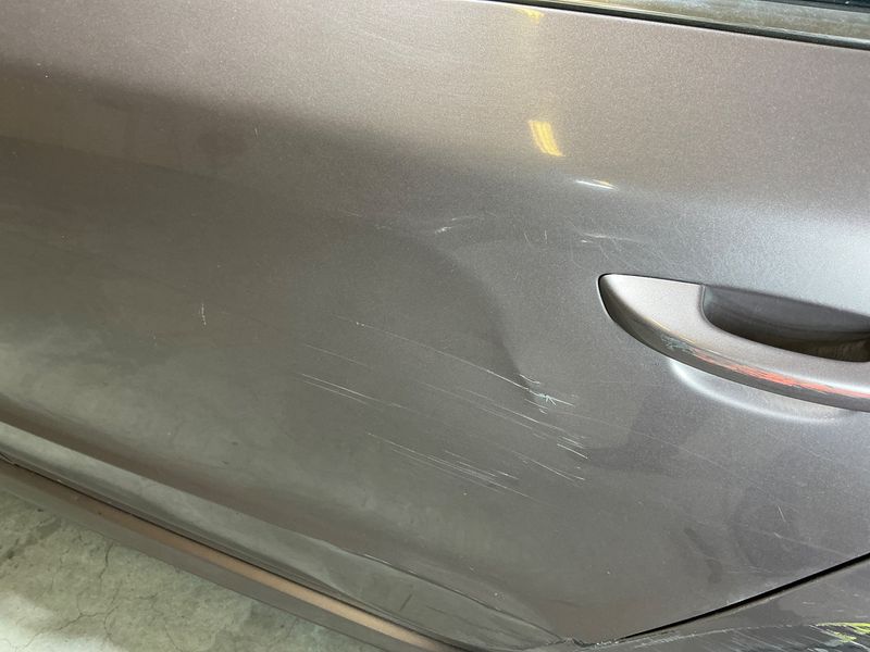 Skoda Superb 1.6 TDI Ambition 2011 – снимка 30