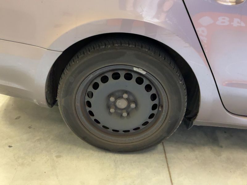 Skoda Superb 1.6 TDI Ambition 2011 – снимка 9