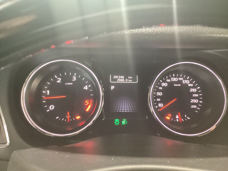 Renault Latitude 3.0 dCi Initiale 2011 – снимка 4