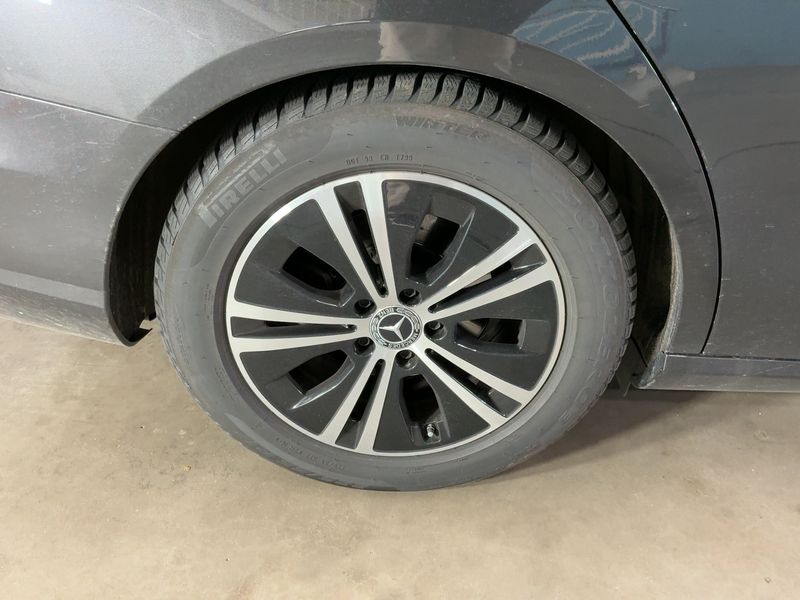 Mercedes-Benz E-Klasse E 200 d T Avantgarde 2022 – снимка 9