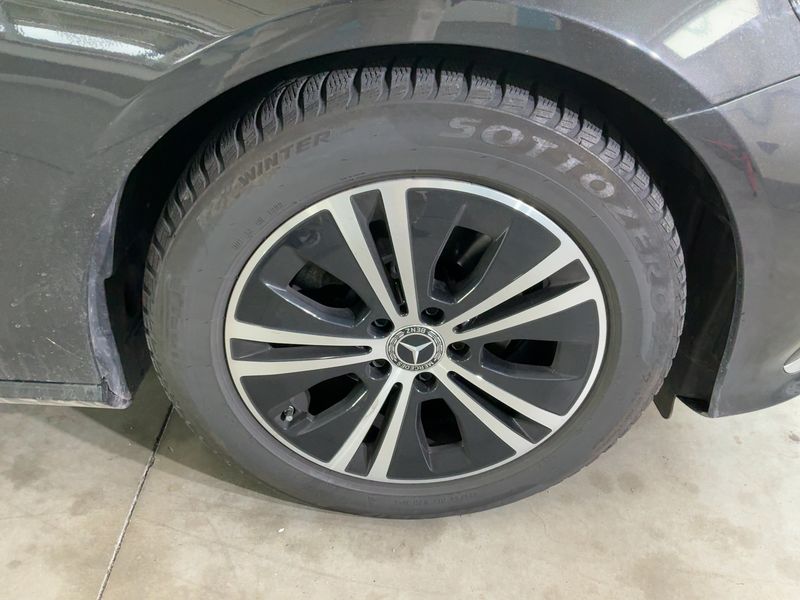 Mercedes-Benz E-Klasse E 200 d T Avantgarde 2022 – снимка 11