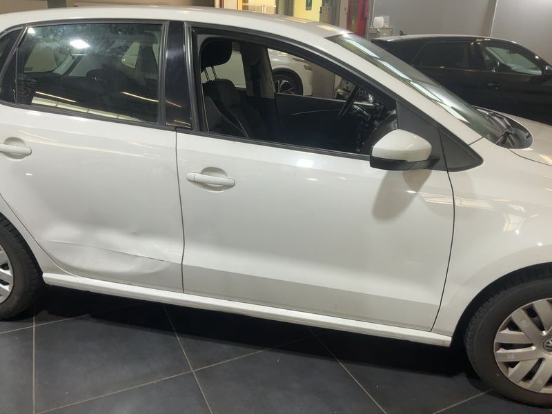 Volkswagen Polo 1.0 Comfortline 2014 – снимка 10