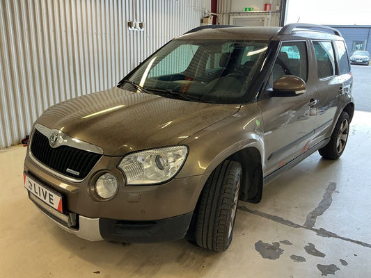 Skoda Yeti 1.6 TDI Elegance GreenLine 2012 – снимка 1