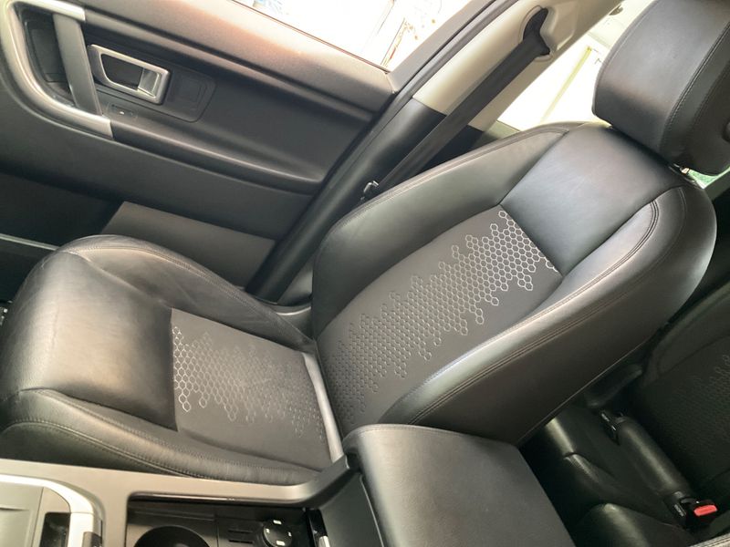 Land Rover Discovery Sport 2.0 Td4 SE AWD 2017 – снимка 24