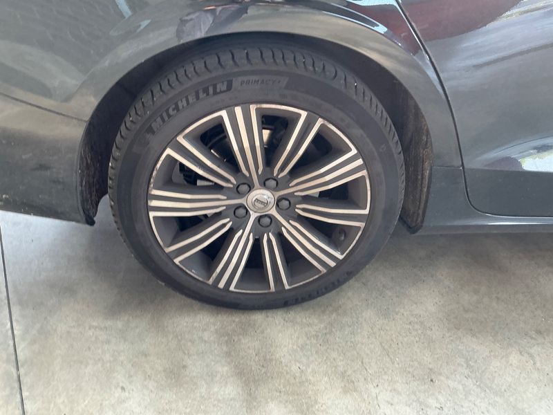 Volvo V60 2.0 D3 Business 2020 – снимка 9