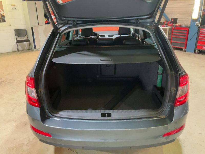 Skoda Octavia 1.6 TDI Style 2016 – снимка 15