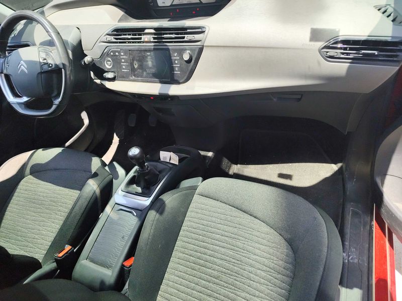 Citroen C4 Picasso 1.2 e-THP Live Edition 2016 – снимка 11