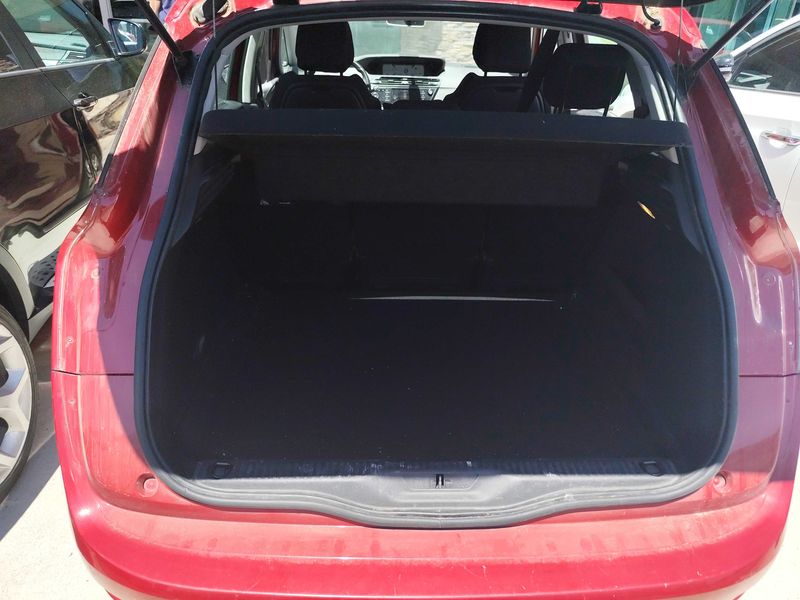 Citroen C4 Picasso 1.2 e-THP Live Edition 2016 – снимка 9