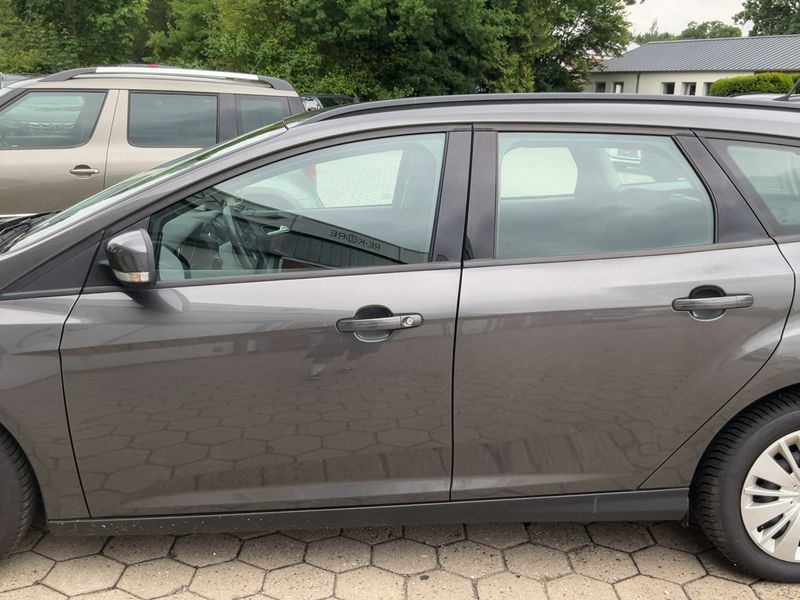 Ford Focus 1.0 EcoBoost Trend 2016 – снимка 4