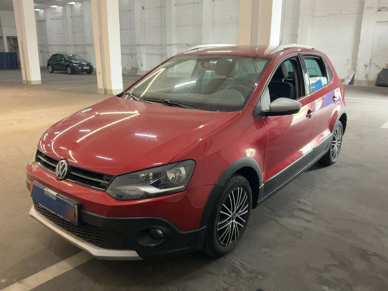 Volkswagen Polo 1.2 TSI CrossPolo BlueMotion Tech 2015 – снимка 1