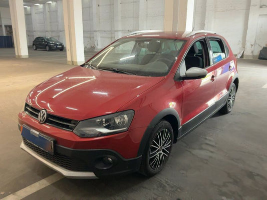 Volkswagen Polo 1.2 TSI CrossPolo BlueMotion Tech 2015 – снимка 1